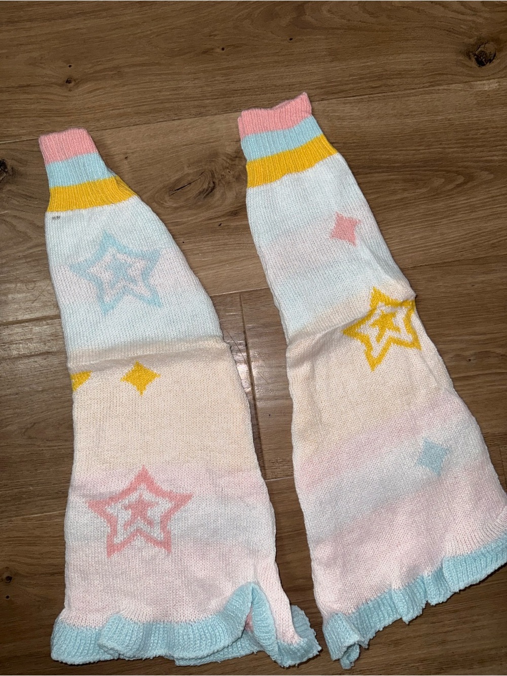 Brand new pastel star leg warmers